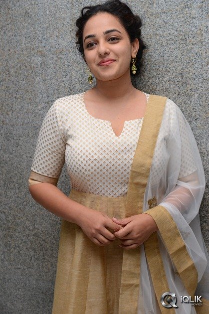 Nithya-Menen-At-100-Days-of-Love-Movie-Release-Date-Press-Meet